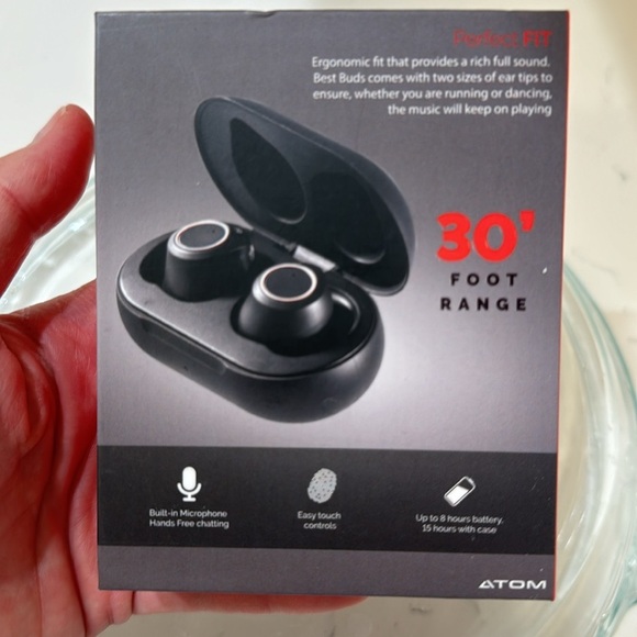 Atom crisp clean sound earbuds New - Picture 6 of 6